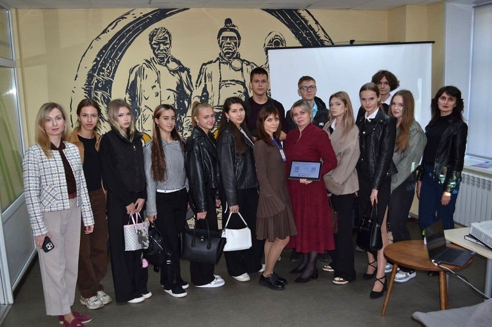 Старшеклассники Макеевки нашли свою «точку опоры» в профориентации Старшеклассники Макеевки нашли свою «точку опоры» в профориентации