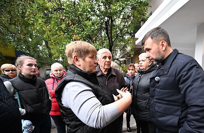 Денис Пушилин: Проверил ход ремонта поврежденного ВФУ дома в ранее прифронтовом Киевском районе Донецка Денис Пушилин: Проверил ход ремонта поврежденного ВФУ дома в ранее прифронтовом Киевском районе Донецка