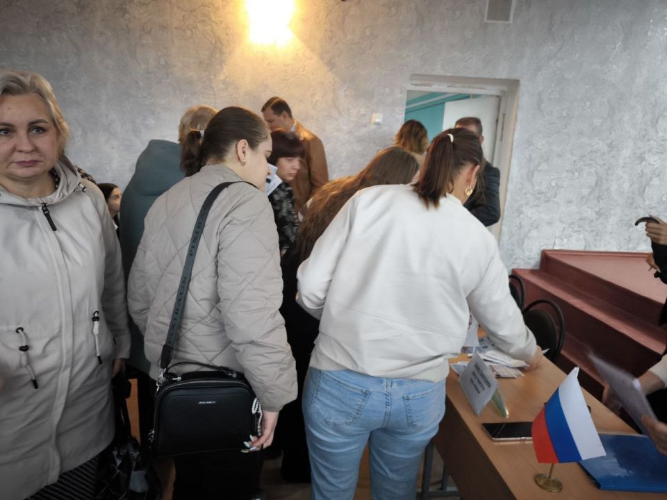 В продолжение сотрудничества, начатого с подписания соглашения между РО АЮР в ДНР и администрацией городского округа Иловайск, состоялся цикл лекций, посвященных актуальным вопросам госзакупок и работы с личным кабинетом... В продолжение сотрудничества, начатого с подписания соглашения между РО АЮР в ДНР и администрацией городского округа Иловайск, состоялся цикл лекций, посвященных актуальным вопросам госзакупок и работы с личным кабинетом...