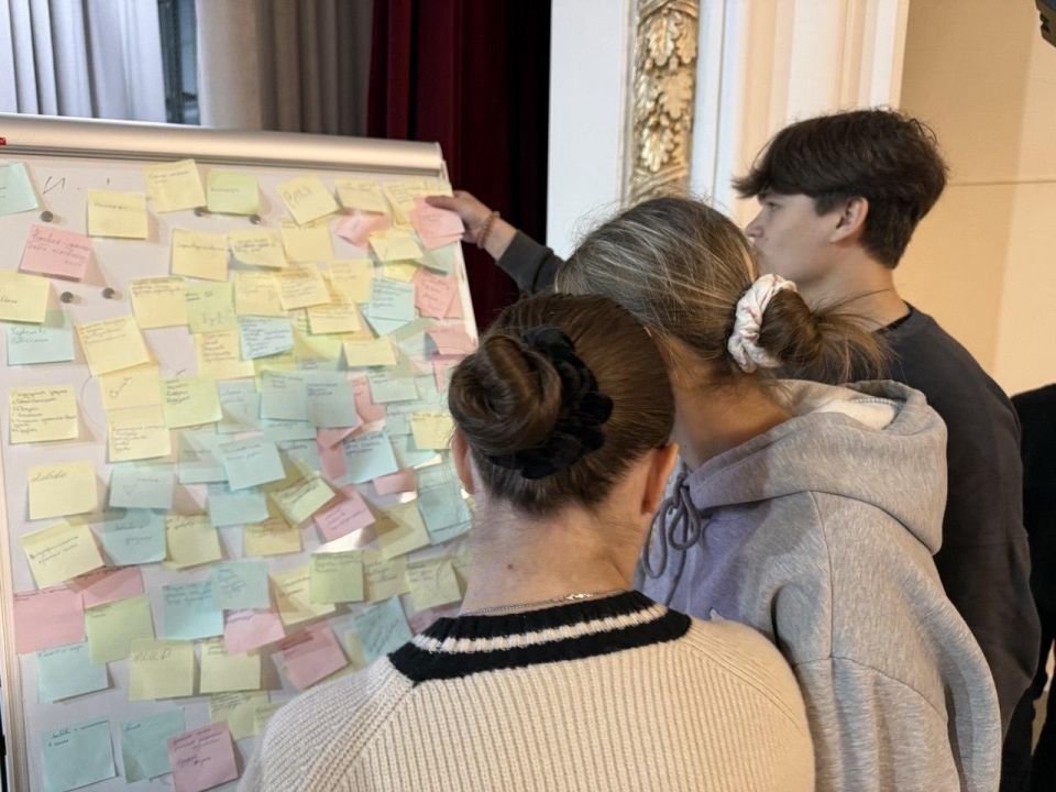 В Шахтерском округе стартовал молодежный образовательный форум В Шахтерском округе стартовал молодежный образовательный форум