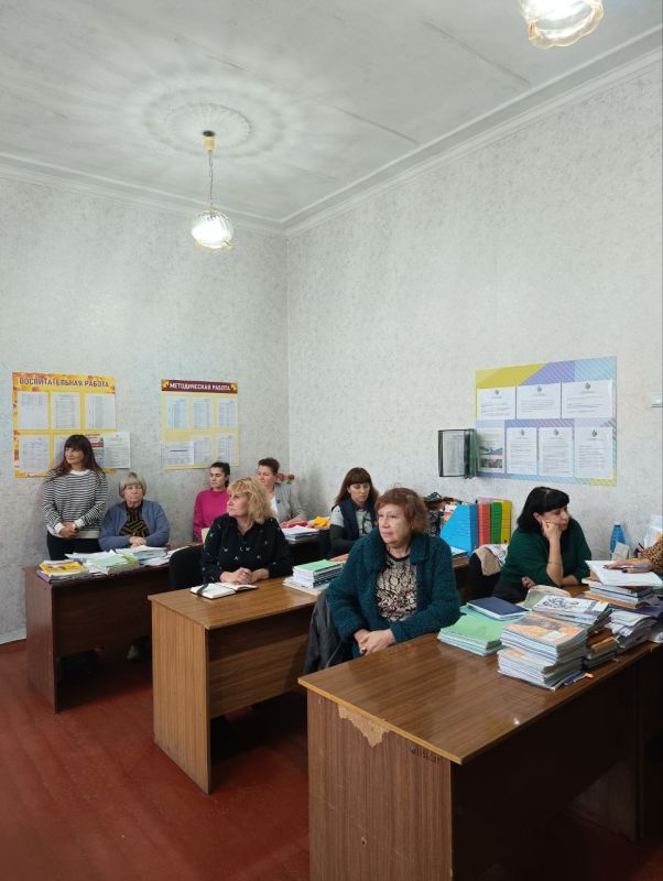 Встреча с трудовым коллективом Встреча с трудовым коллективом
