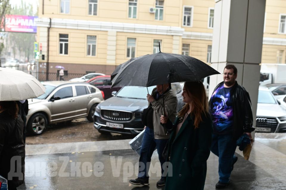 У природы нет плохой погоды: эстетика донецкого дождя в объективе Светланы Кисилевой У природы нет плохой погоды: эстетика донецкого дождя в объективе Светланы Кисилевой