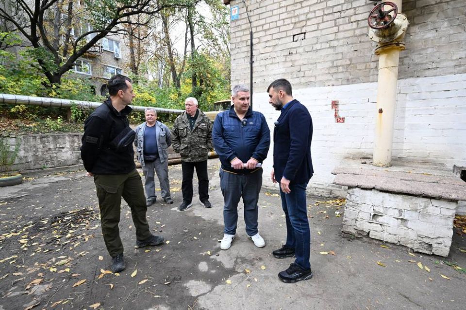 В ДНР бурят новые скважины для решения проблемы водоснабжения В ДНР бурят новые скважины для решения проблемы водоснабжения