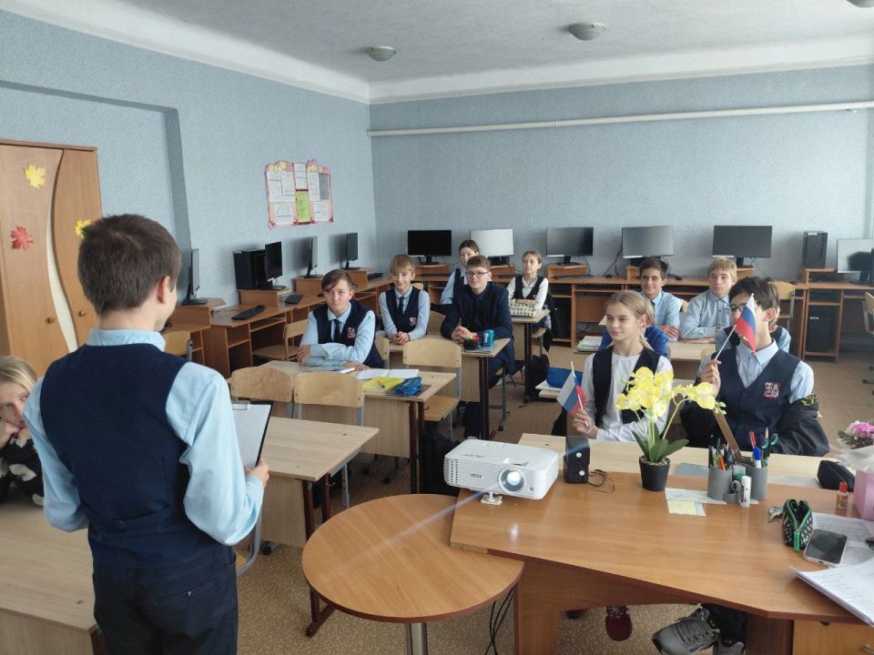 В Государственном бюджетном общеобразовательном учреждении «Средняя школа №108 имени Первой Гвардейской армии городского округа Макеевка» Донецкой Народной Республики Первичного отделения №549, была проведена лекция для 8... В Государственном бюджетном общеобразовательном учреждении «Средняя школа №108 имени Первой Гвардейской армии городского округа Макеевка» Донецкой Народной Республики Первичного отделения №549, была проведена лекция для 8...