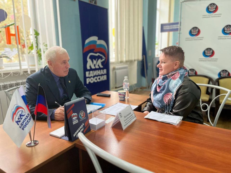 Евгений Поплавский: Провел прием граждан в общественной приемной партии «Единая Россия» Евгений Поплавский: Провел прием граждан в общественной приемной партии «Единая Россия»
