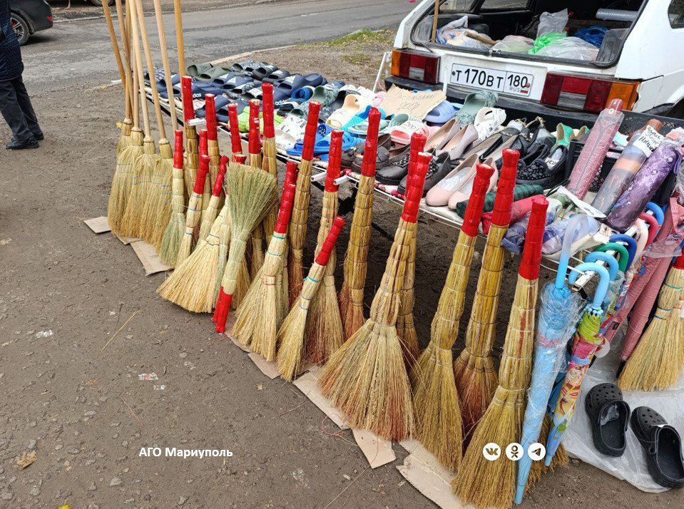 В Мариуполе провели рейд по местам несанкционированной торговли В Мариуполе провели рейд по местам несанкционированной торговли