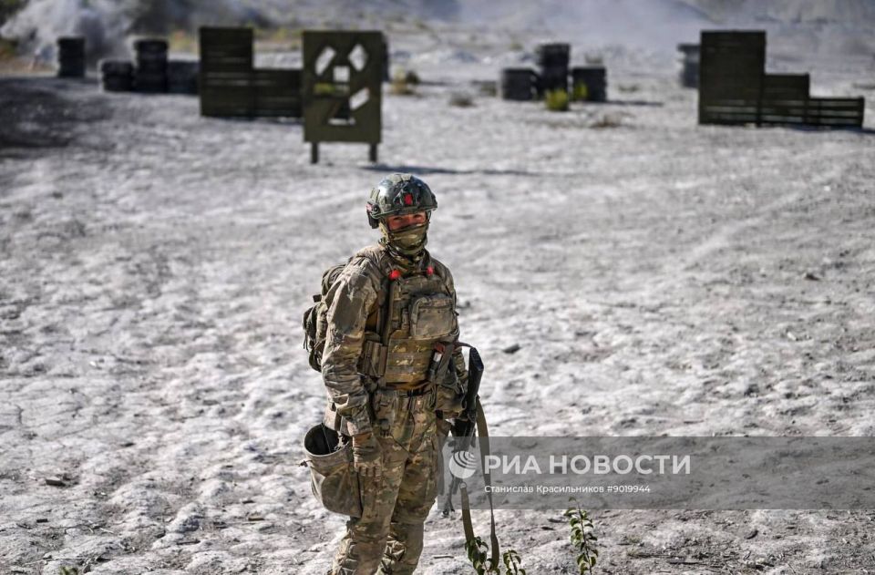 Боевое слаживание штурмовых подразделений группировки войск «Центр» на Покровском (Красноармейском) направлении Боевое слаживание штурмовых подразделений группировки войск «Центр» на Покровском (Красноармейском) направлении
