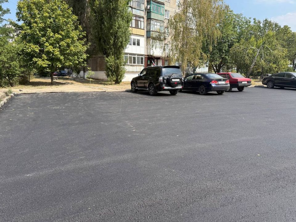 В Кировском благоустроен подъезд к социально значимым объектам В Кировском благоустроен подъезд к социально значимым объектам