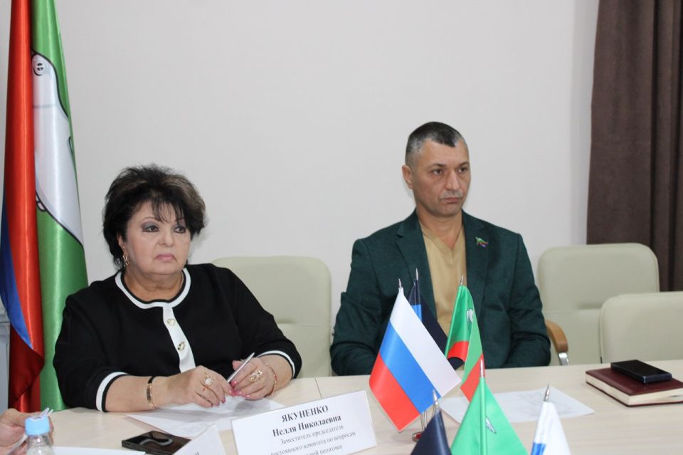 Роман Конев: Состоялось заседание постоянных комитетов Горловского городского совета Донецкой Народной Республики первого созыва Роман Конев: Состоялось заседание постоянных комитетов Горловского городского совета Донецкой Народной Республики первого созыва