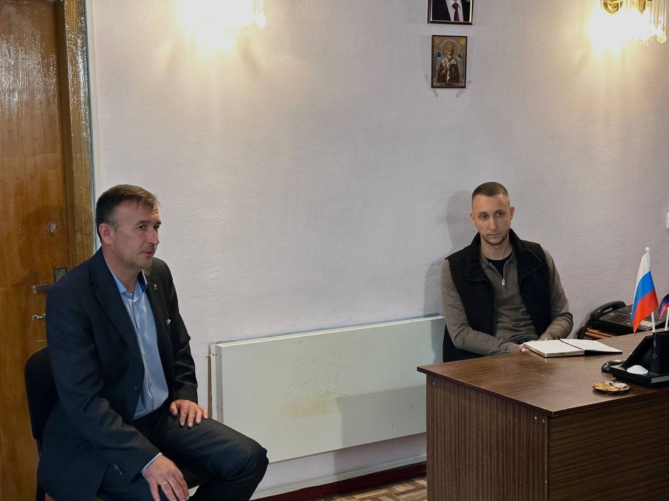 Владислав Подкова: Работа в населённых пунктах округа продолжается – личные встречи помогают держать обратную связь и своевременно реагировать на обращения граждан Владислав Подкова: Работа в населённых пунктах округа продолжается – личные встречи помогают держать обратную связь и своевременно реагировать на обращения граждан