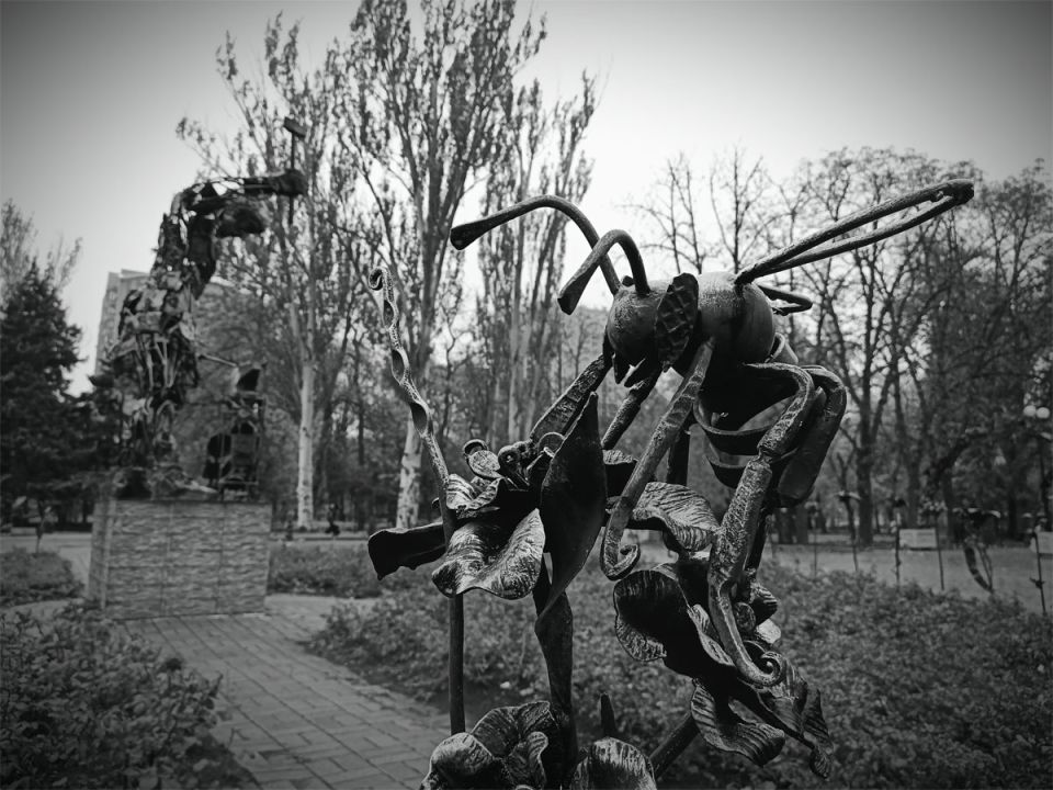В адрес Художественного музея "Арт-Донбасс" начинают поступать работы II фото-пленэра в Парке кованых фигур "Любимая аллея" В адрес Художественного музея "Арт-Донбасс" начинают поступать работы II фото-пленэра в Парке кованых фигур "Любимая аллея"