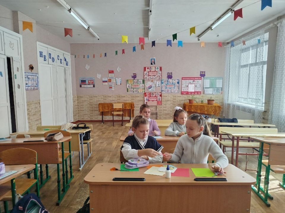 Николай Михайлов: В селе Петровское прошел мастер-класс по изготовлению сувенирной медали «Самый лучший папа!» Николай Михайлов: В селе Петровское прошел мастер-класс по изготовлению сувенирной медали «Самый лучший папа!»