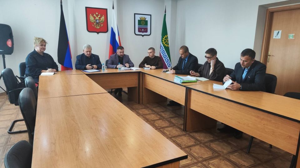 Денис Пушилин: Будем привлекать финалистов кадрового конкурса для участников спецоперации «Донбасс. СВОи Герои» к работе по мирному восстановлению Республики Денис Пушилин: Будем привлекать финалистов кадрового конкурса для участников спецоперации «Донбасс. СВОи Герои» к работе по мирному восстановлению Республики