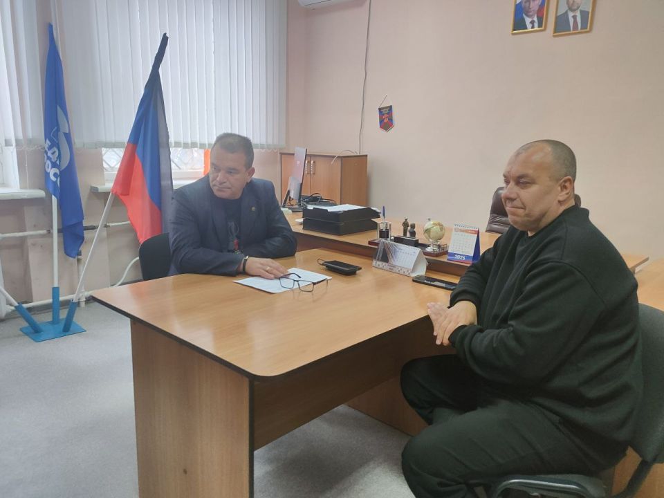 Денис Зубов: Молодёжный круглый стол в Иловайске: диалог на равных Денис Зубов: Молодёжный круглый стол в Иловайске: диалог на равных