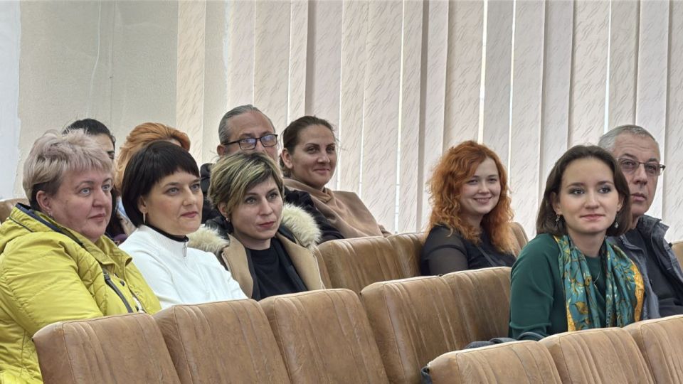 В Макеевке состоялась деловая игра «Сторителлинг и навыки выступлений для социальных предпринимателей» В Макеевке состоялась деловая игра «Сторителлинг и навыки выступлений для социальных предпринимателей»