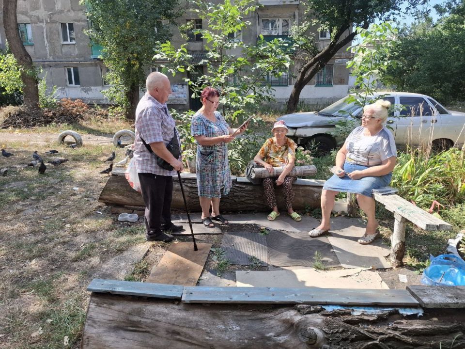 Иван Приходько: В рамках партийного проекта Единой России «Управдом» в Горловке избираются старшие по домам Иван Приходько: В рамках партийного проекта Единой России «Управдом» в Горловке избираются старшие по домам