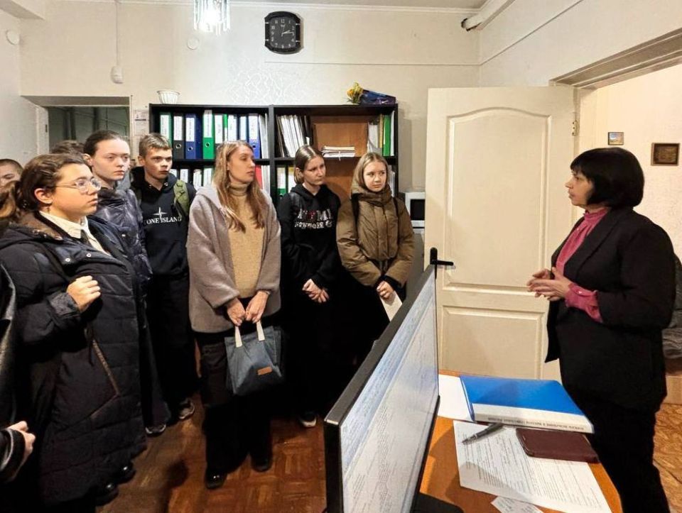 Знакомство молодёжи с внутренними процессами компаний, перспективами получения востребованных профессий, трудоустройства - в #ДАЙДЖЕСТ_ЦЗ_ДНР за неделю Знакомство молодёжи с внутренними процессами компаний, перспективами получения востребованных профессий, трудоустройства - в #ДАЙДЖЕСТ_ЦЗ_ДНР за неделю