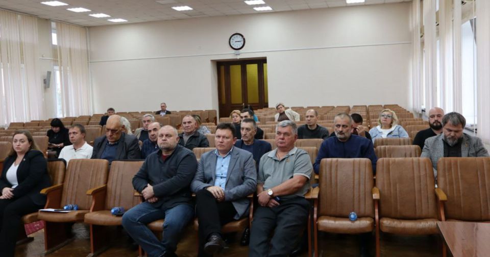 Валентина Харлашка: Сегодня провела 56 внеочередное заседание Макеевского городского совета Донецкой Народной Республики Валентина Харлашка: Сегодня провела 56 внеочередное заседание Макеевского городского совета Донецкой Народной Республики