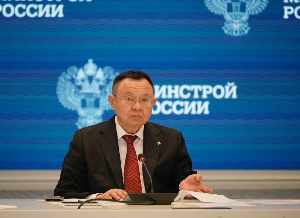 Глава Минстроя России Ирек Файзуллин провел совещание по вопросам водоснабжения ДНР Глава Минстроя России Ирек Файзуллин провел совещание по вопросам водоснабжения ДНР