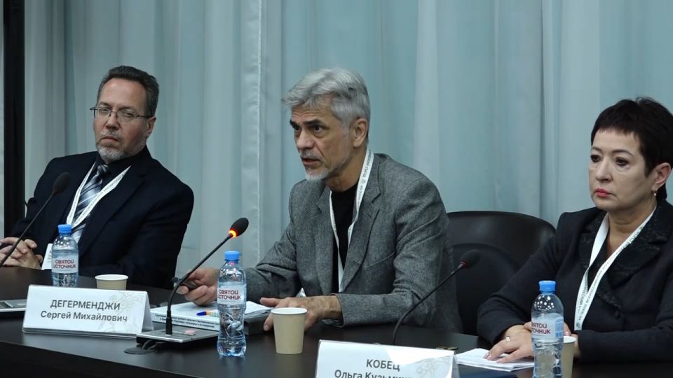 В Красноярске с 6 по 10 октября прошел VII Всероссийский археологический съезд В Красноярске с 6 по 10 октября прошел VII Всероссийский археологический съезд