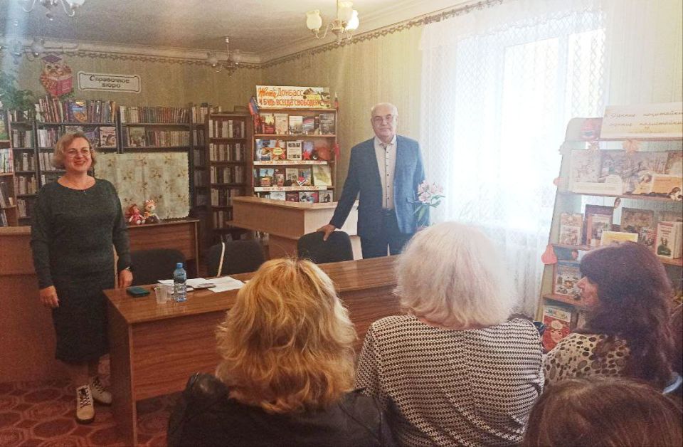 Михаил Желтяков: Уверен, что только в прямом диалоге с людьми можно решить самые актуальные вопросы Михаил Желтяков: Уверен, что только в прямом диалоге с людьми можно решить самые актуальные вопросы