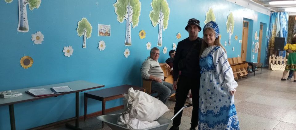 Земля теплом труда согрета Земля теплом труда согрета