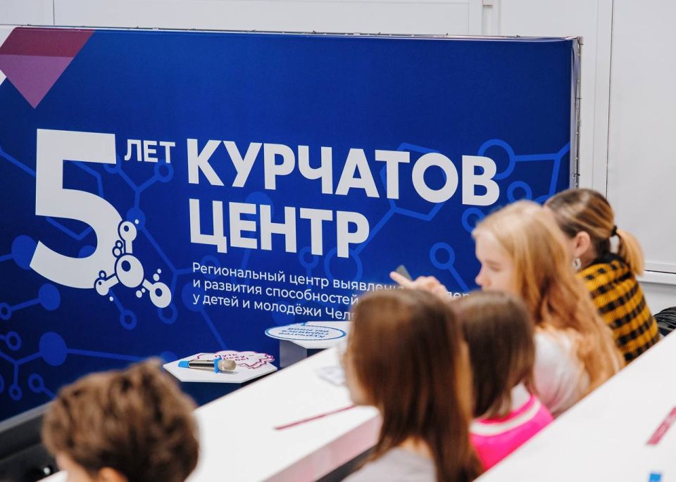 Погружаемся в профессию. С 6 по 12 октября прошла Всероссийская профориентационная неделя «Нам есть чем гордиться» от Росмолодёжь.Профи Погружаемся в профессию. С 6 по 12 октября прошла Всероссийская профориентационная неделя «Нам есть чем гордиться» от Росмолодёжь.Профи
