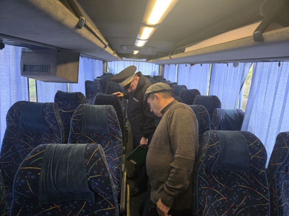 В Горловке госавтоинспекторы проводят профилактическое мероприятие «Автобус» В Горловке госавтоинспекторы проводят профилактическое мероприятие «Автобус»