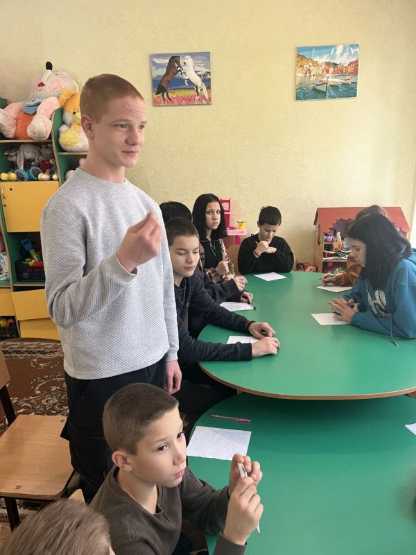Беседа о безопасности: Как защитить себя от насилия дома и в школе Беседа о безопасности: Как защитить себя от насилия дома и в школе