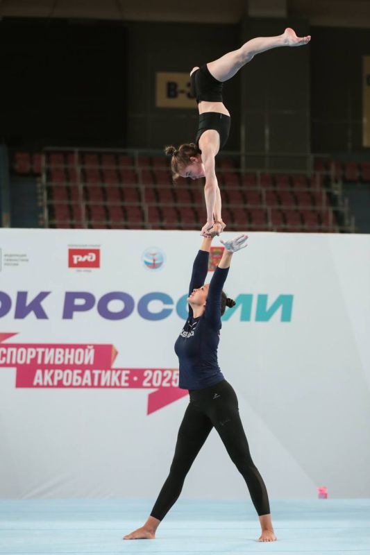 С 6 по 11 октября в Оренбурге прошел Кубок России по спортивной акробатике, в котором приняли участие и спортсмены Донецкой Народной Республики С 6 по 11 октября в Оренбурге прошел Кубок России по спортивной акробатике, в котором приняли участие и спортсмены Донецкой Народной Республики