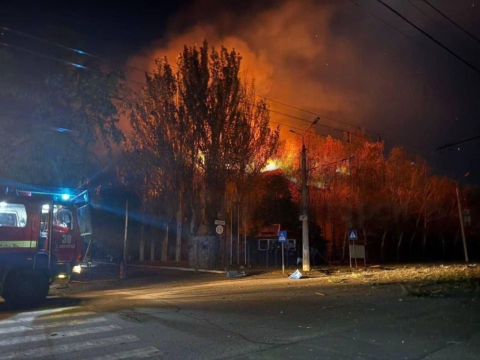 «Герань» разнесла вдребезги отдел полиции в оккупированном ВСУ Краматорске «Герань» разнесла вдребезги отдел полиции в оккупированном ВСУ Краматорске