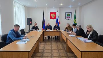 Николай Михайлов: Провел аппаратное совещание с руководителями структурных и территориальных подразделений Администрации Старобешевского муниципального округа, учреждений, организаций, предприятий