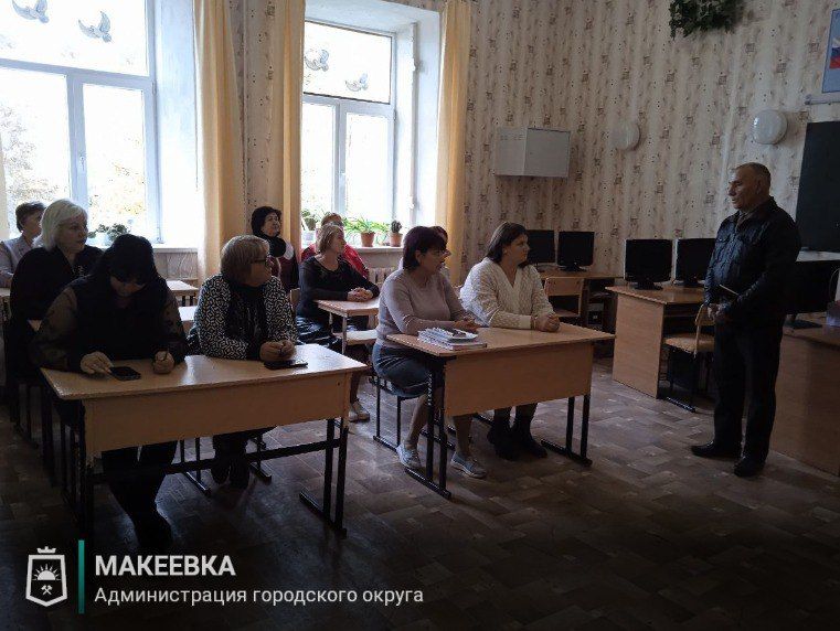 Александр Подгорный: Депутаты Макеевского городского совета продолжают проводить встречи с населением Александр Подгорный: Депутаты Макеевского городского совета продолжают проводить встречи с населением