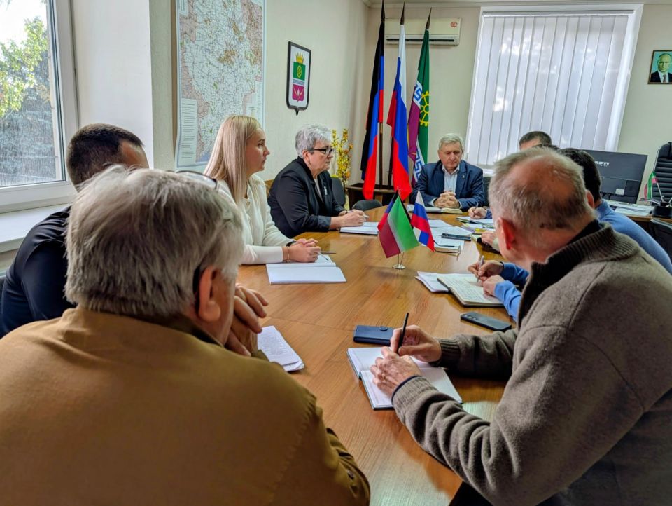 Глава муниципального образования Старобешевский муниципальный округ Николай Михайлов провел оперативное совещание по текущим вопросам Глава муниципального образования Старобешевский муниципальный округ Николай Михайлов провел оперативное совещание по текущим вопросам