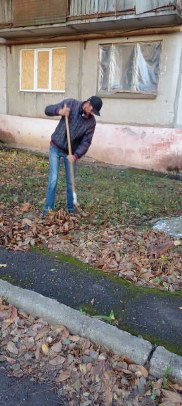 Иван Приходько: Добрый день, уважаемые жители Горловки! Представляю вашему вниманию еженедельный обзор работ, выполненных муниципальным унитарным предприятием «Управляющая компания города Горловка» Иван Приходько: Добрый день, уважаемые жители Горловки! Представляю вашему вниманию еженедельный обзор работ, выполненных муниципальным унитарным предприятием «Управляющая компания города Горловка»