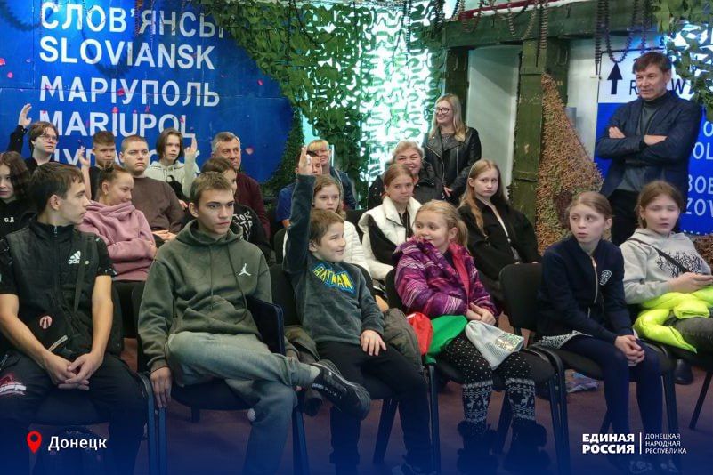 Соблюдай ПДД – не окажешься в беде! Соблюдай ПДД – не окажешься в беде!