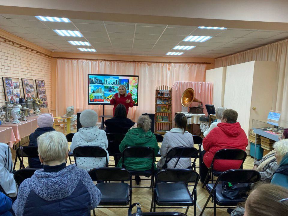 Ольга Арутинова, депутат #Комитет_по_молодежной_политике_и_патриотическому_воспитанию продолжает встречи с населением Ольга Арутинова, депутат #Комитет_по_молодежной_политике_и_патриотическому_воспитанию продолжает встречи с населением