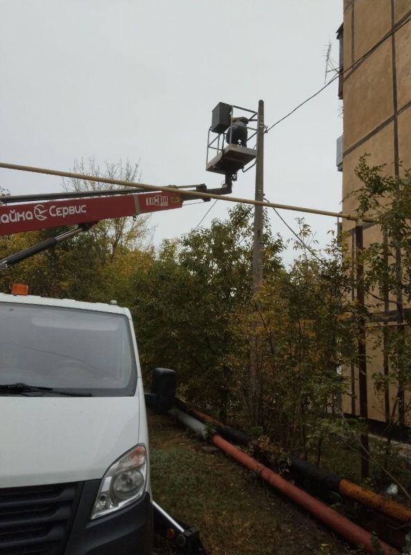 С заботой об округе.. На 13.10.2025 г. сотрудниками МУП "ЭКОС" выполнены следующие виды работ: Восстановление наружного освещения по кв. Молодёжный, м-н Зорька Уборка от мусора детских площадок по городу Удаление... С заботой об округе.. На 13.10.2025 г. сотрудниками МУП "ЭКОС" выполнены следующие виды работ: Восстановление наружного освещения по кв. Молодёжный, м-н Зорька Уборка от мусора детских площадок по городу Удаление...