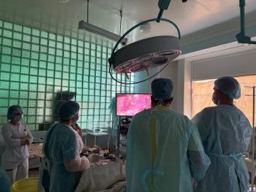 Александр Шатов: В Центральной городской больнице Шахтерска провели лапароскопическую операцию