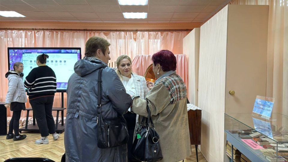 В городе Ясиноватая в рамках партийного проекта «Предпринимательство» прошла деловая игра на тему «Особенности запуска социального бизнеса в Донецкой Народной Республики» в рамках реализации проекта «Фарватер социального... В городе Ясиноватая в рамках партийного проекта «Предпринимательство» прошла деловая игра на тему «Особенности запуска социального бизнеса в Донецкой Народной Республики» в рамках реализации проекта «Фарватер социального...