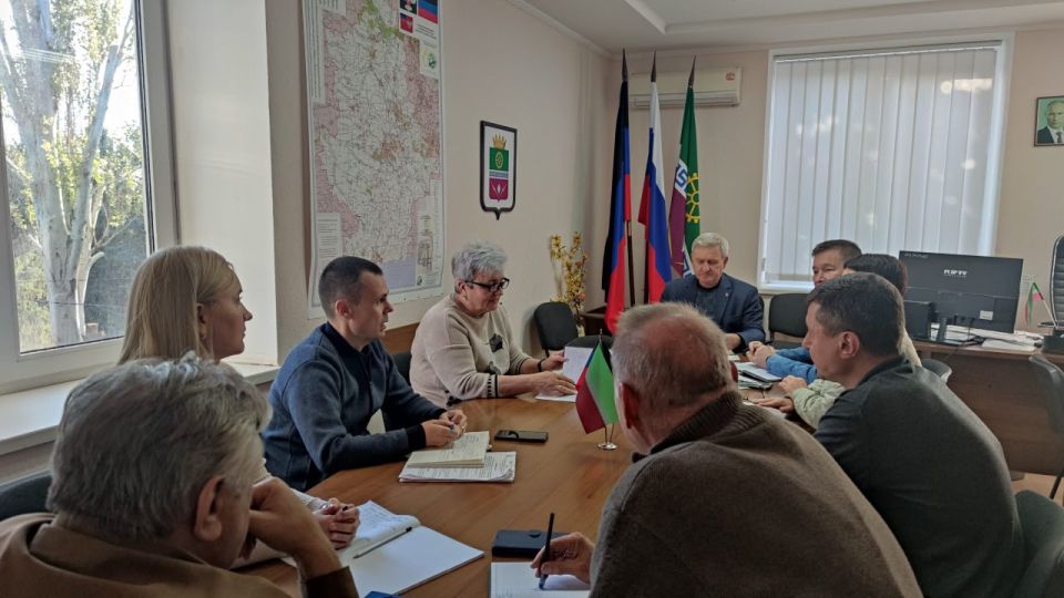 Глава муниципального образования Старобешевский муниципальный округ Николай Михайлов провел оперативное совещание по текущим вопросам Глава муниципального образования Старобешевский муниципальный округ Николай Михайлов провел оперативное совещание по текущим вопросам