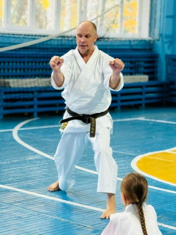 Судья международной категории из Донецка провел семинар по каратэ в Чувашии