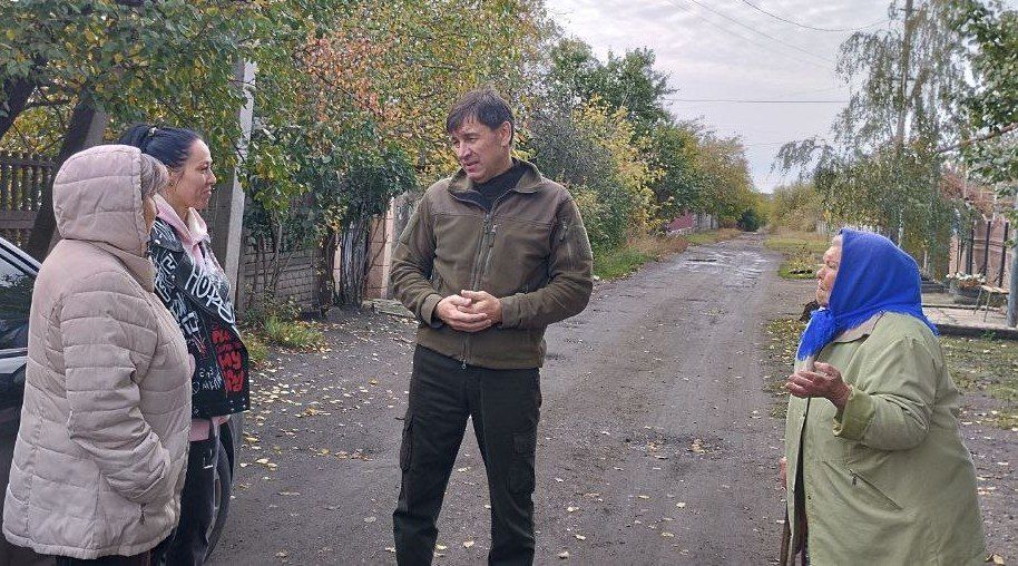  :             