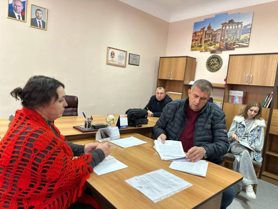Денис Зубов: В Иловайске состоялось заседание комиссии по делам несовершеннолетних и защите их прав Денис Зубов: В Иловайске состоялось заседание комиссии по делам несовершеннолетних и защите их прав