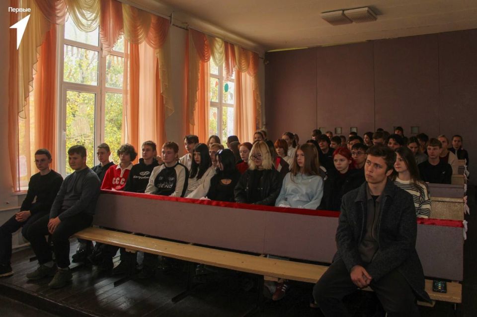 Встреча поколений: диалог невыдуманных историй Встреча поколений: диалог невыдуманных историй