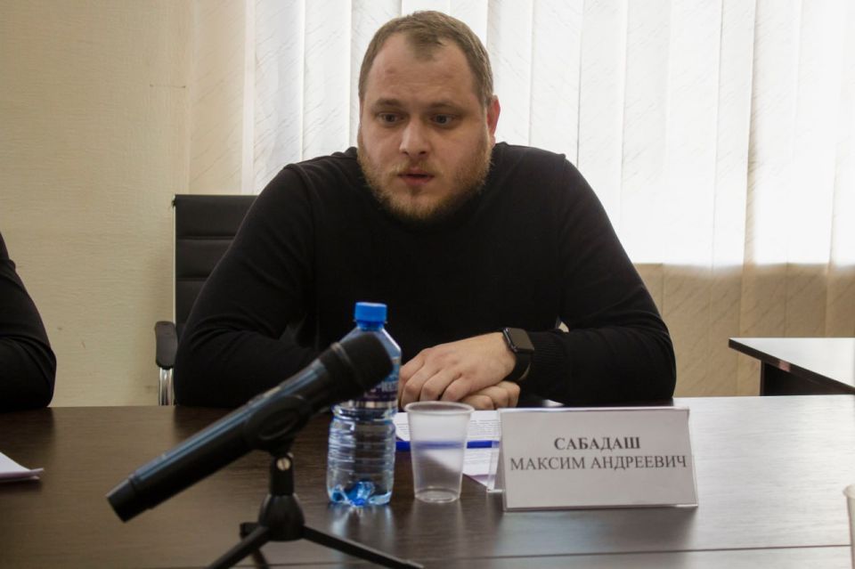 Заместитель Председателя Народного Совета ДНР Андрей Крамар (фракция ЛДПР) организовал заседание круглого стола по вопросам предложений для включения в план работы комиссии по профилактике правонарушений на территории... Заместитель Председателя Народного Совета ДНР Андрей Крамар (фракция ЛДПР) организовал заседание круглого стола по вопросам предложений для включения в план работы комиссии по профилактике правонарушений на территории...