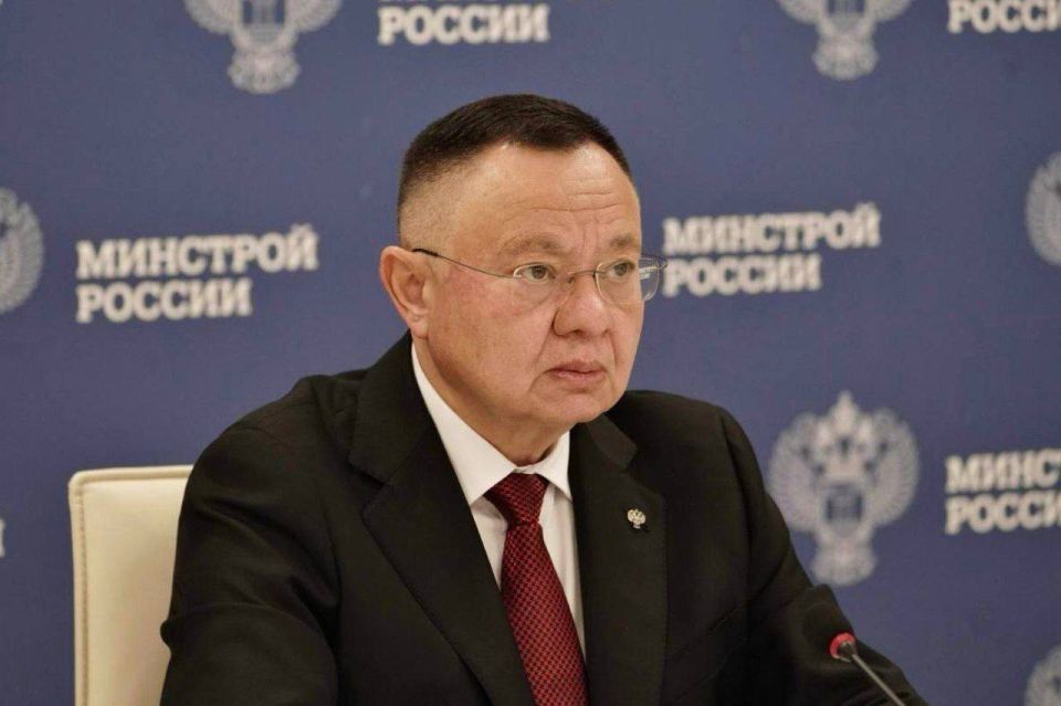 Министр строительства и ЖКХ РФ Ирек Файзуллин на совещании Президента России с членами Правительства доложил о подготовке к прохождению осенне-зимнего периода 2025–2026 годов Министр строительства и ЖКХ РФ Ирек Файзуллин на совещании Президента России с членами Правительства доложил о подготовке к прохождению осенне-зимнего периода 2025–2026 годов
