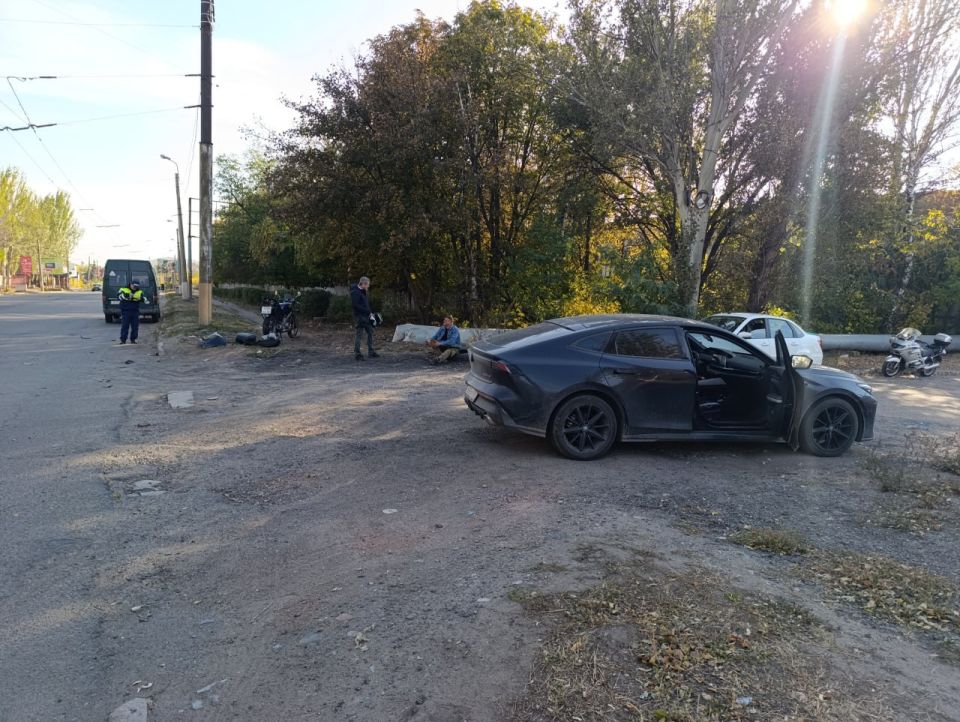 Автоинспекторы следят за безопасностью на дорогах Горловки Автоинспекторы следят за безопасностью на дорогах Горловки