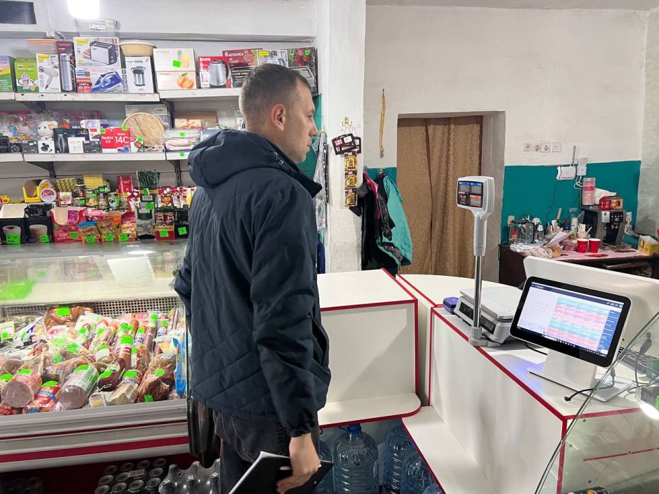 При поддержке Фонда Президентских Грантов представителями «Народного контроля» совместно с сотрудниками администрации Волновахского муниципального округа была проведена рабочая поездка в село Зачатовка Волновахского... При поддержке Фонда Президентских Грантов представителями «Народного контроля» совместно с сотрудниками администрации Волновахского муниципального округа была проведена рабочая поездка в село Зачатовка Волновахского...