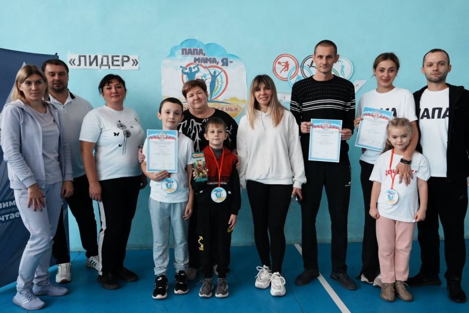 Школьники Кировского вместе с родителями поучаствовали в спортивных состязаниях Школьники Кировского вместе с родителями поучаствовали в спортивных состязаниях